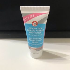 First Aid Beauty Coconut Skin Priming lotion